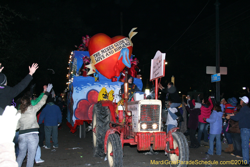 Krewe-of-Muses-2010-Carnival-New-Orleans-6852