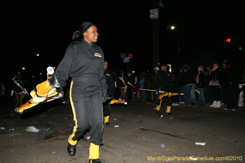 Krewe-of-Muses-2010-Carnival-New-Orleans-6876