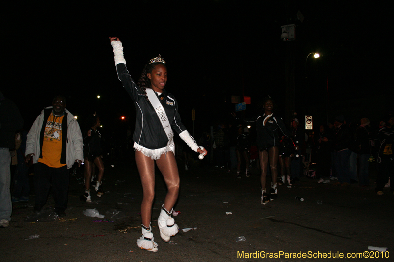 Krewe-of-Muses-2010-Carnival-New-Orleans-6877