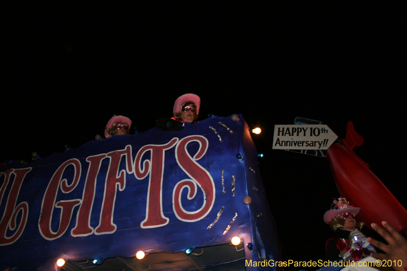 Krewe-of-Muses-2010-Carnival-New-Orleans-6891