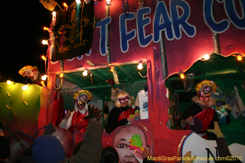 Krewe-of-Muses-2010-Carnival-New-Orleans-6906