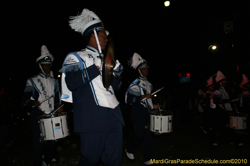 Krewe-of-Muses-2010-Carnival-New-Orleans-6915