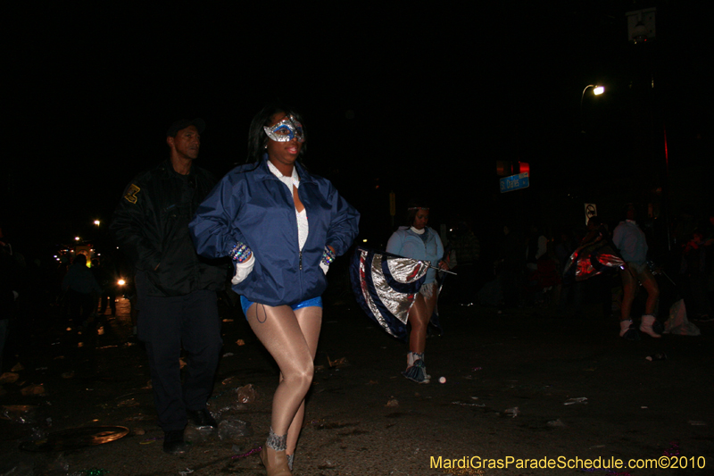 Krewe-of-Muses-2010-Carnival-New-Orleans-6917