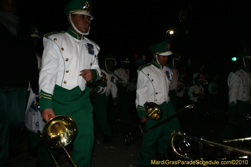 Krewe-of-Muses-2010-Carnival-New-Orleans-6933