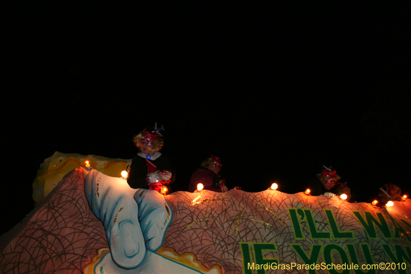 Krewe-of-Muses-2010-Carnival-New-Orleans-6943