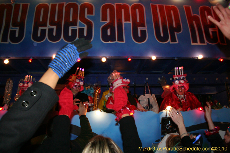 Krewe-of-Muses-2010-Carnival-New-Orleans-6952