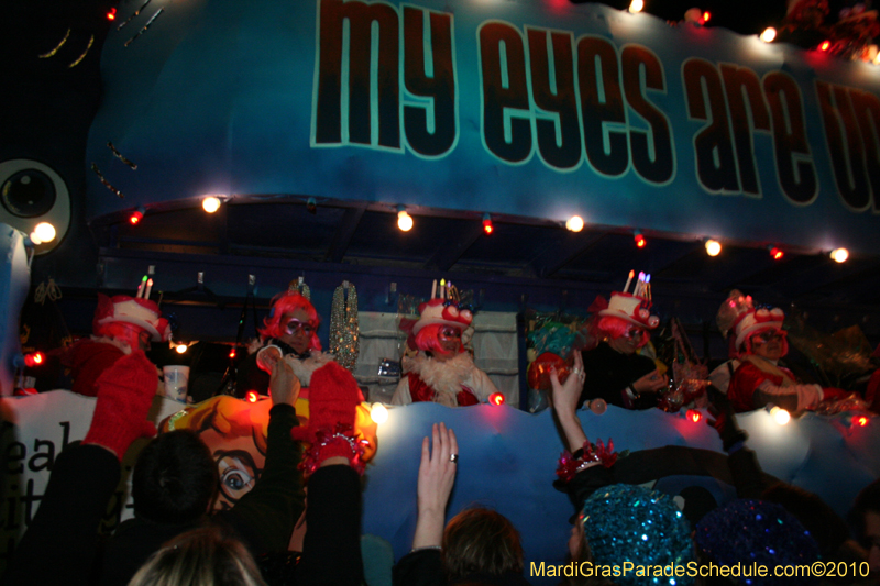 Krewe-of-Muses-2010-Carnival-New-Orleans-6954