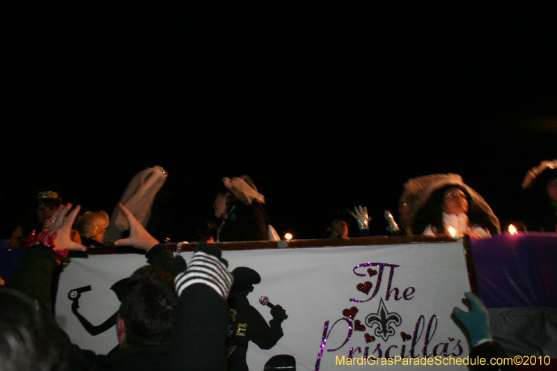 Krewe-of-Muses-2010-Carnival-New-Orleans-6958