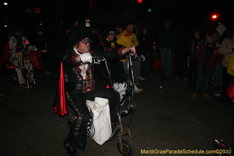 Krewe-of-Muses-2010-Carnival-New-Orleans-6972