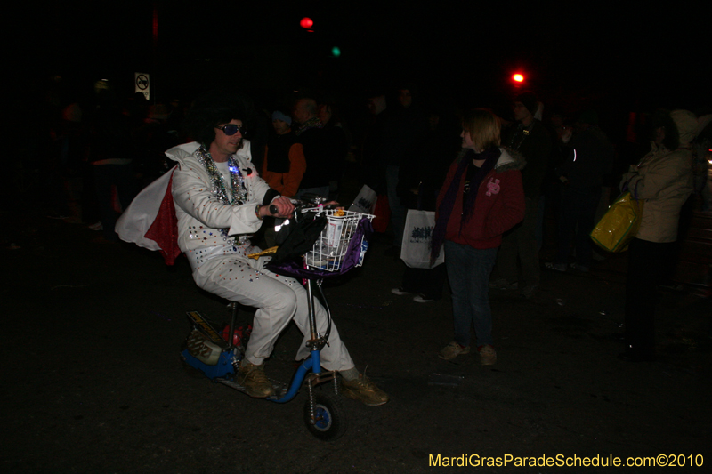 Krewe-of-Muses-2010-Carnival-New-Orleans-6977