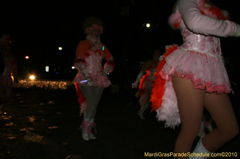 Krewe-of-Muses-2010-Carnival-New-Orleans-6996