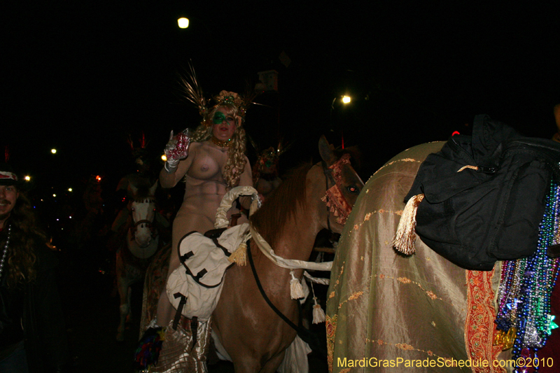 Krewe-of-Muses-2010-Carnival-New-Orleans-7037