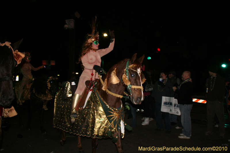 Krewe-of-Muses-2010-Carnival-New-Orleans-7039