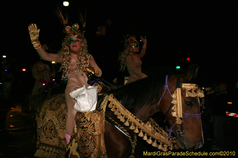 Krewe-of-Muses-2010-Carnival-New-Orleans-7041