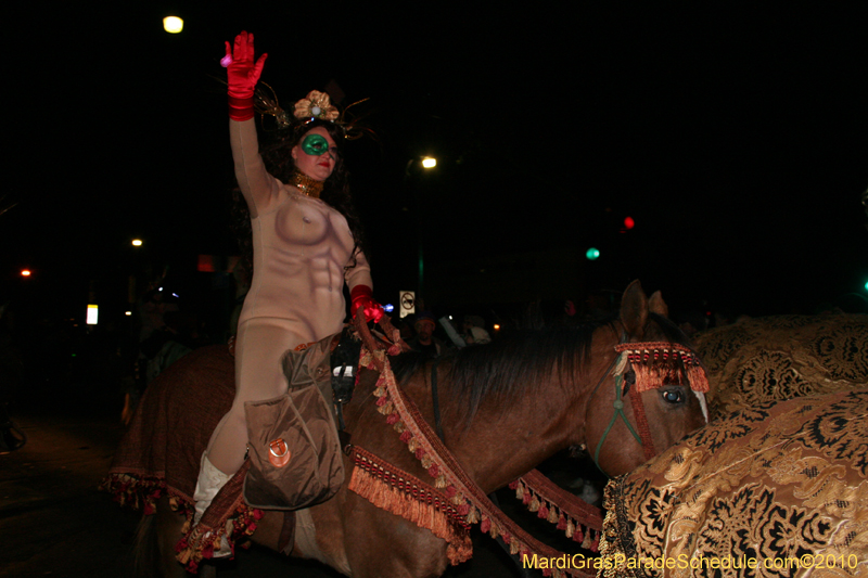 Krewe-of-Muses-2010-Carnival-New-Orleans-7042