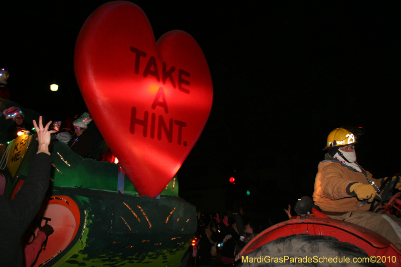 Krewe-of-Muses-2010-Carnival-New-Orleans-7056