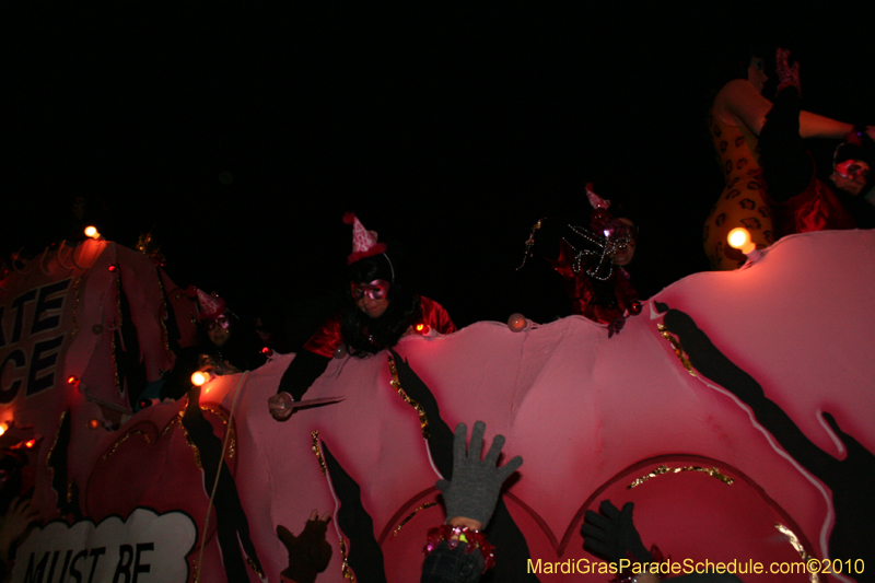 Krewe-of-Muses-2010-Carnival-New-Orleans-7067