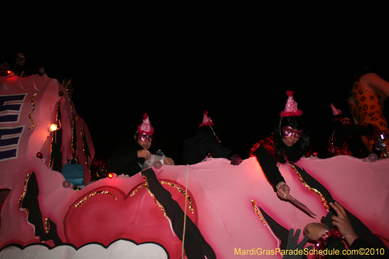 Krewe-of-Muses-2010-Carnival-New-Orleans-7068