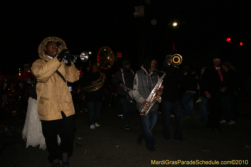 Krewe-of-Muses-2010-Carnival-New-Orleans-7104