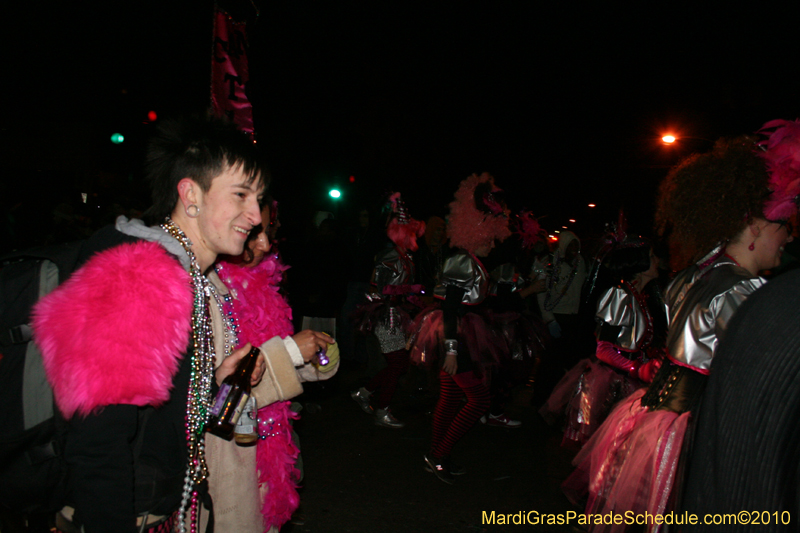 Krewe-of-Muses-2010-Carnival-New-Orleans-7112