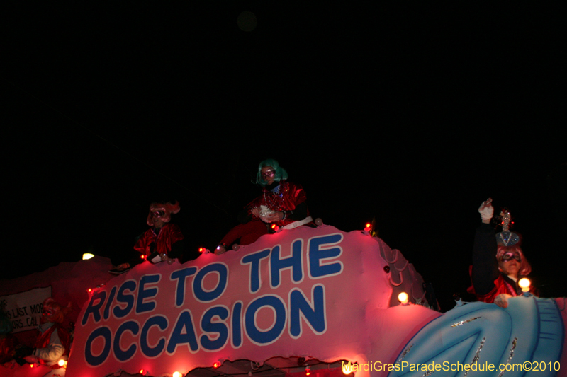 Krewe-of-Muses-2010-Carnival-New-Orleans-7125