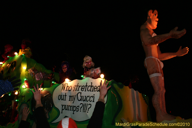 Krewe-of-Muses-2010-Carnival-New-Orleans-7131