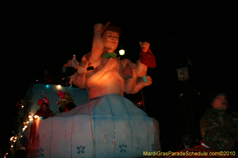 Krewe-of-Muses-2010-Carnival-New-Orleans-7157