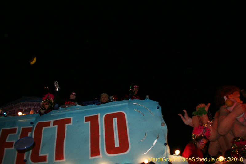 Krewe-of-Muses-2010-Carnival-New-Orleans-7159