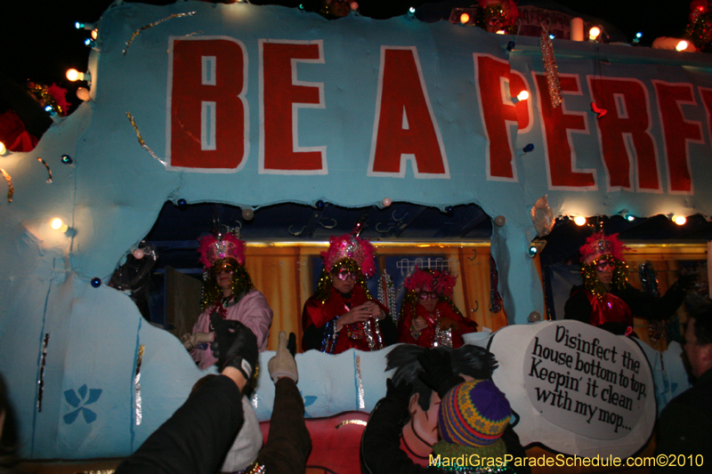 Krewe-of-Muses-2010-Carnival-New-Orleans-7164