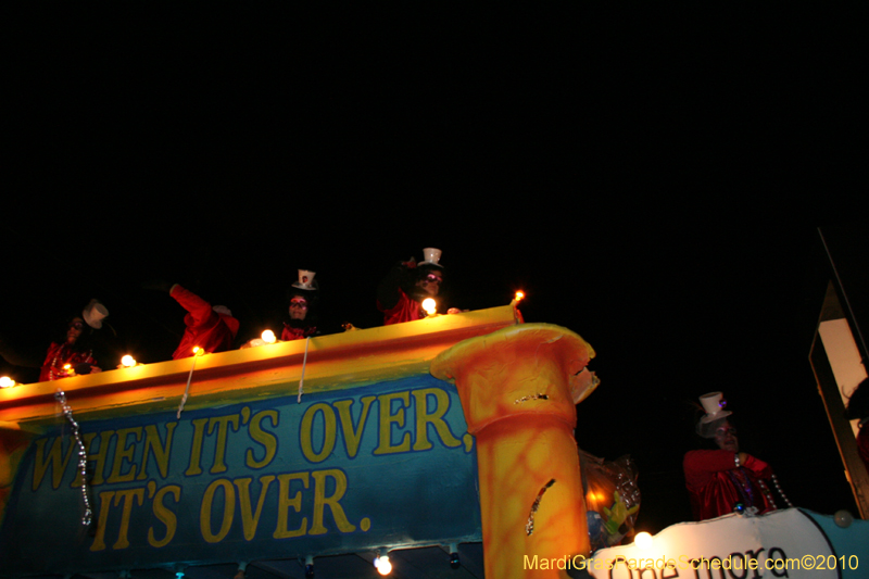 Krewe-of-Muses-2010-Carnival-New-Orleans-7174