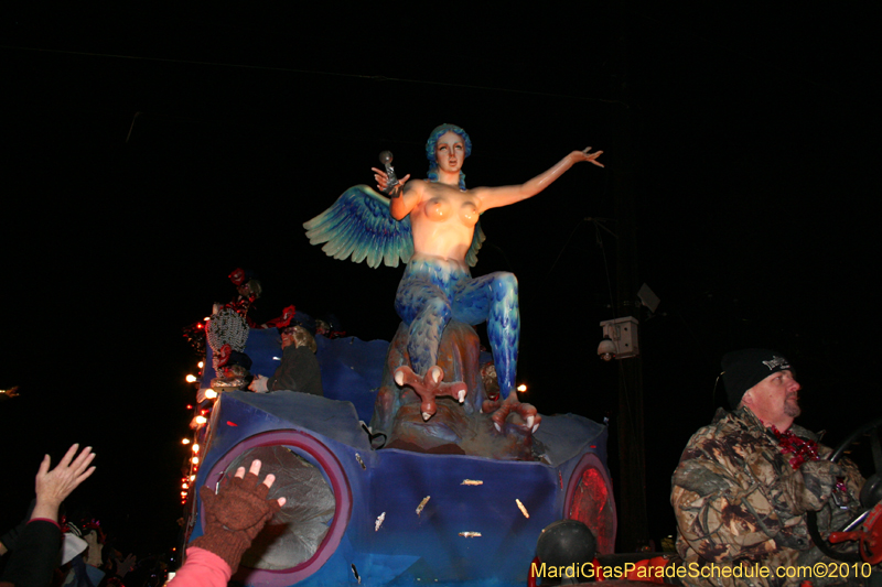 Krewe-of-Muses-2010-Carnival-New-Orleans-7178