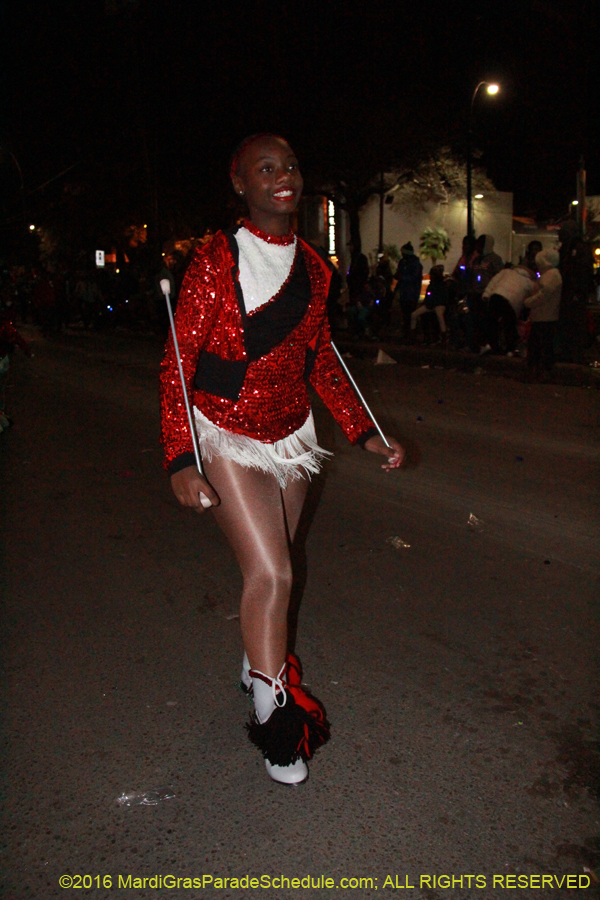 2016-Krewe-of-Muses-007676