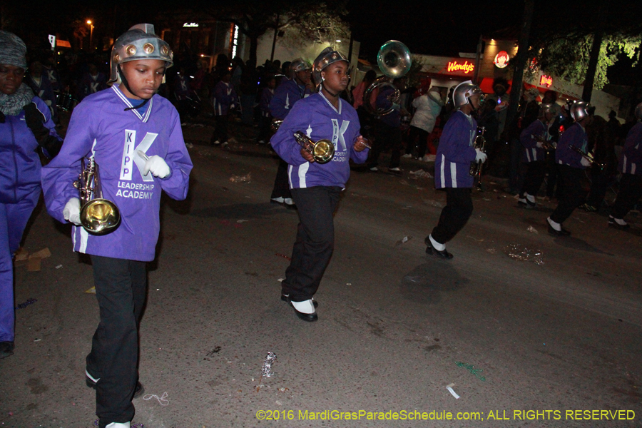 2016-Krewe-of-Muses-007784