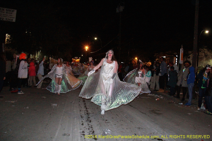 2016-Krewe-of-Muses-007917