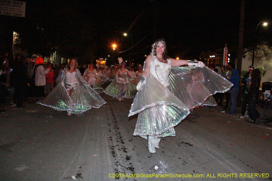 2016-Krewe-of-Muses-007918