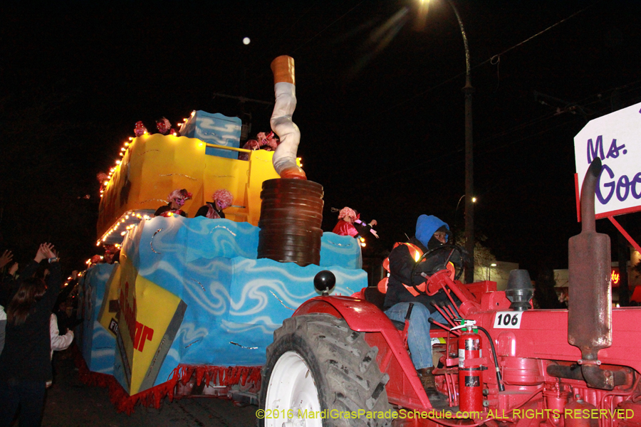 2016-Krewe-of-Muses-007930