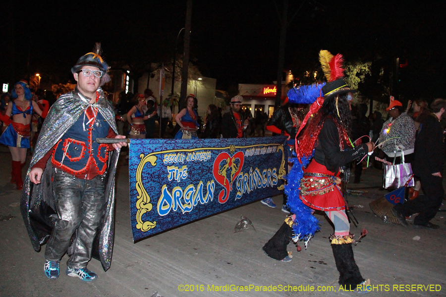 2016-Krewe-of-Muses-008023