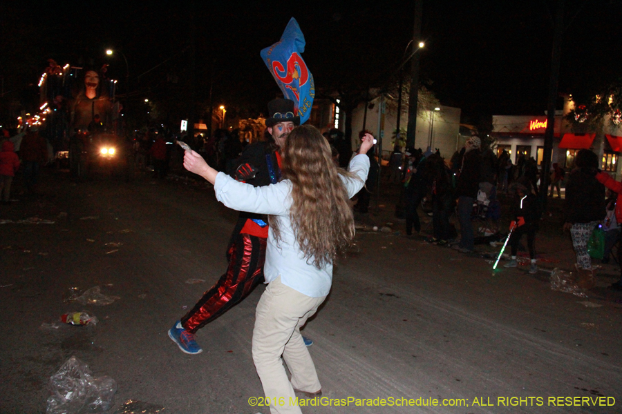 2016-Krewe-of-Muses-008029