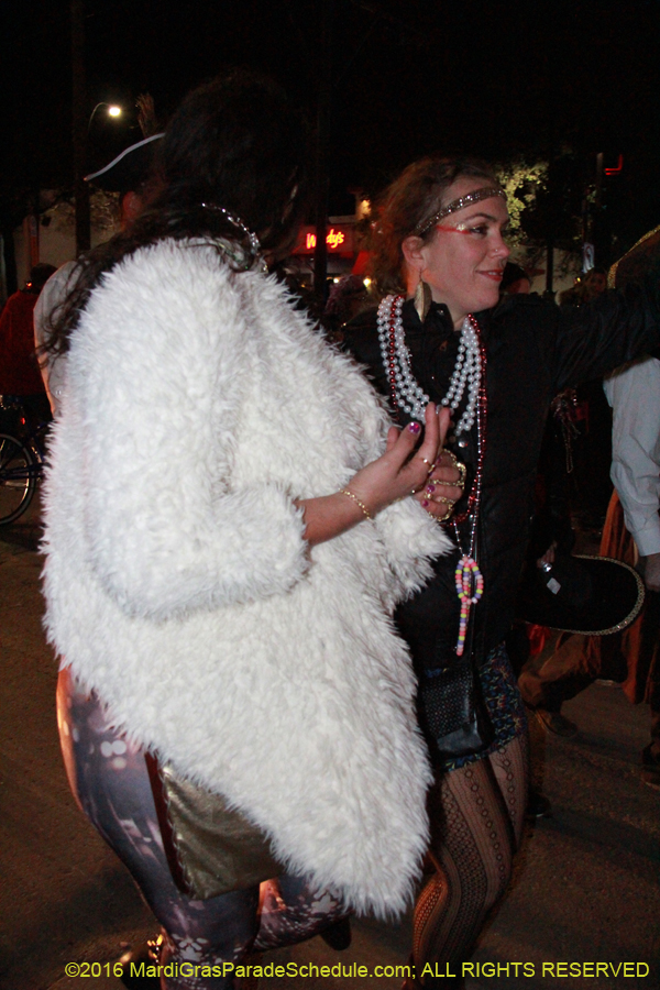 2016-Krewe-of-Muses-008085