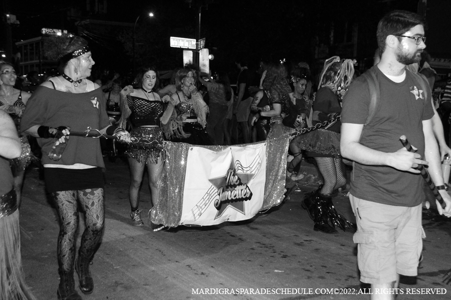 Krewe-of-Muses-00385-2022