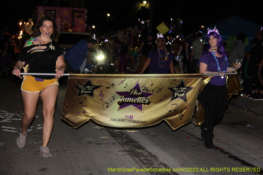 2023-Krewe-of-Muses-07864