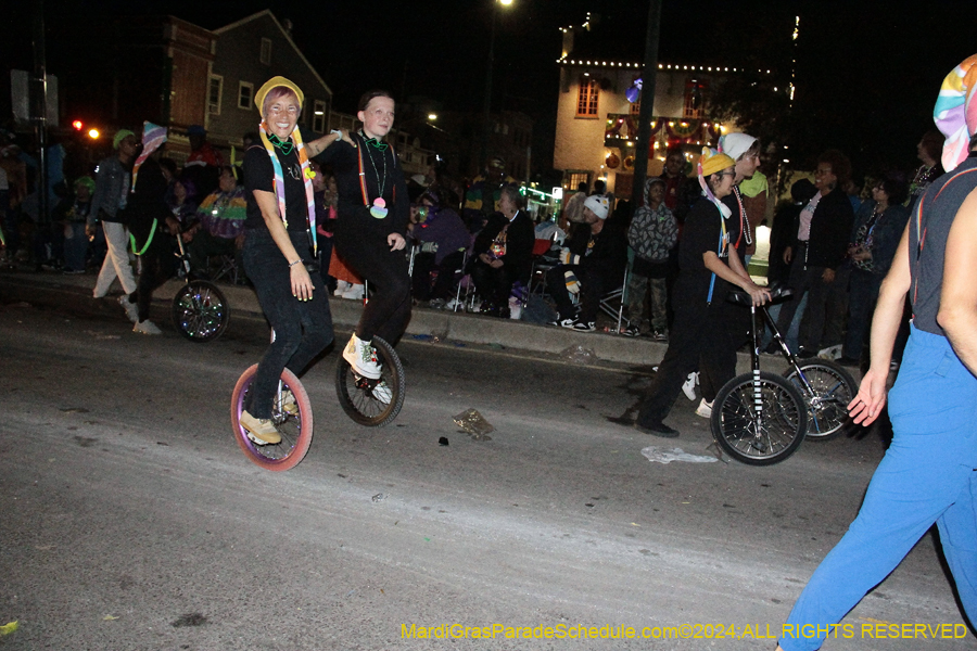 2024-Krewe-of-Muses-10918