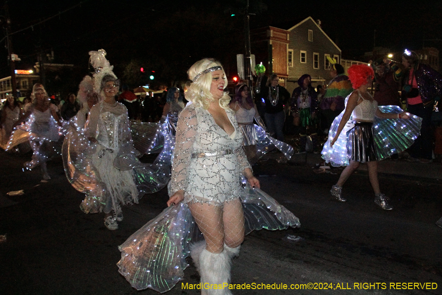 2024-Krewe-of-Muses-11013