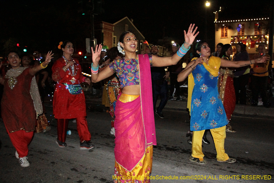 2024-Krewe-of-Muses-11027