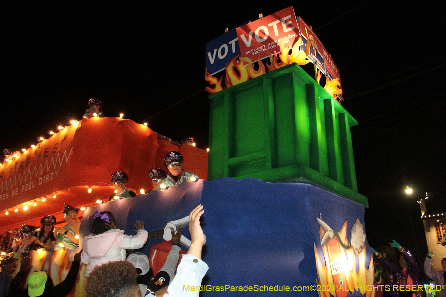 2024-Krewe-of-Muses-11042