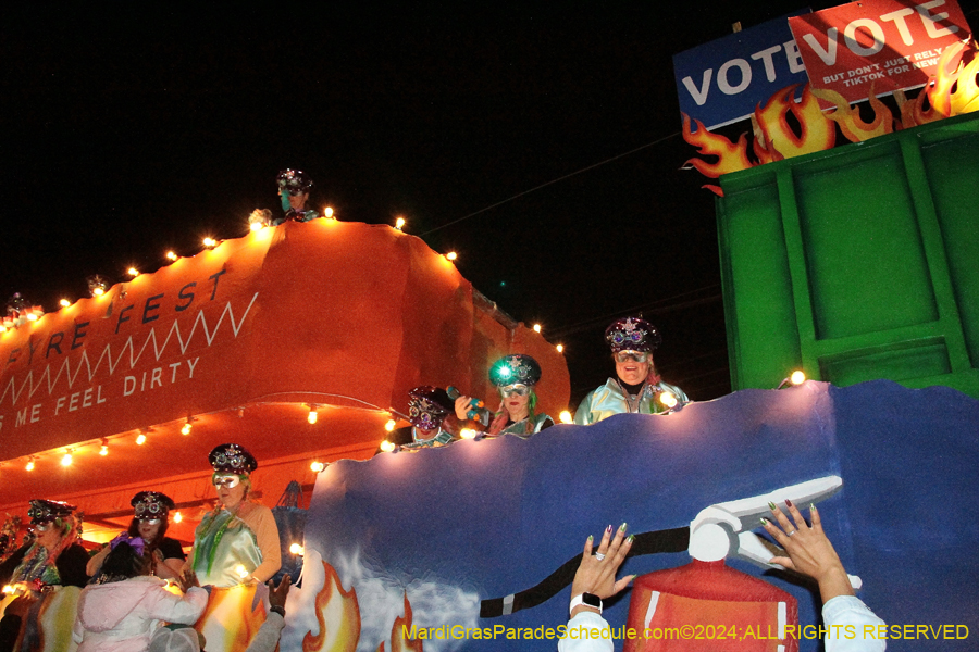 2024-Krewe-of-Muses-11043