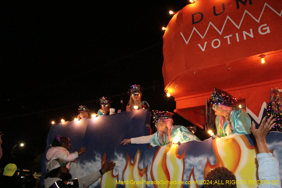 2024-Krewe-of-Muses-11048