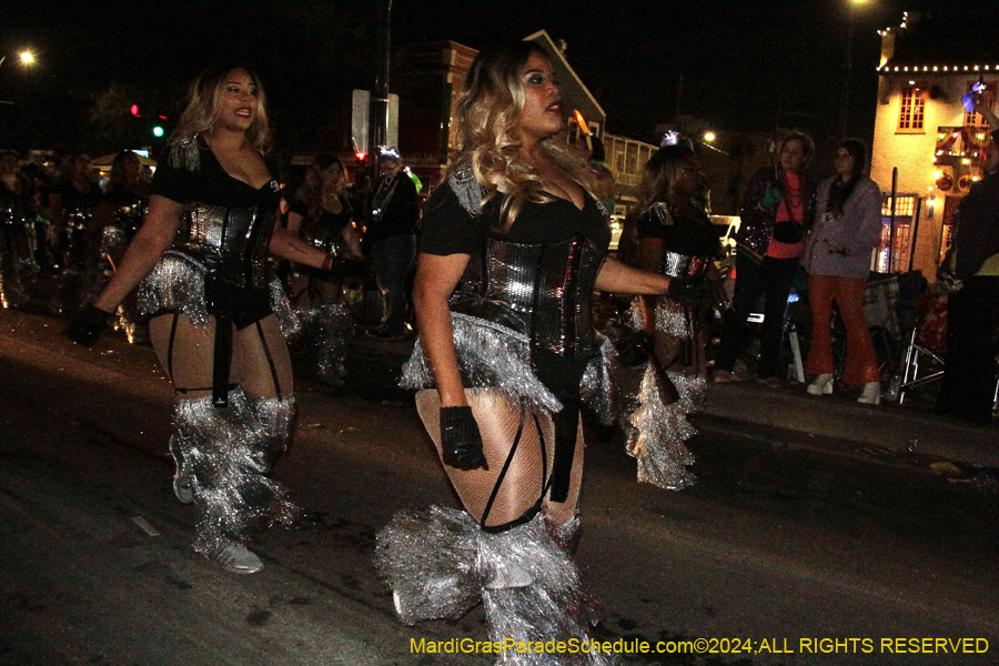 2024-Krewe-of-Muses-11050