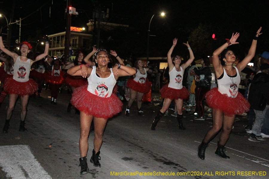 2024-Krewe-of-Muses-11057