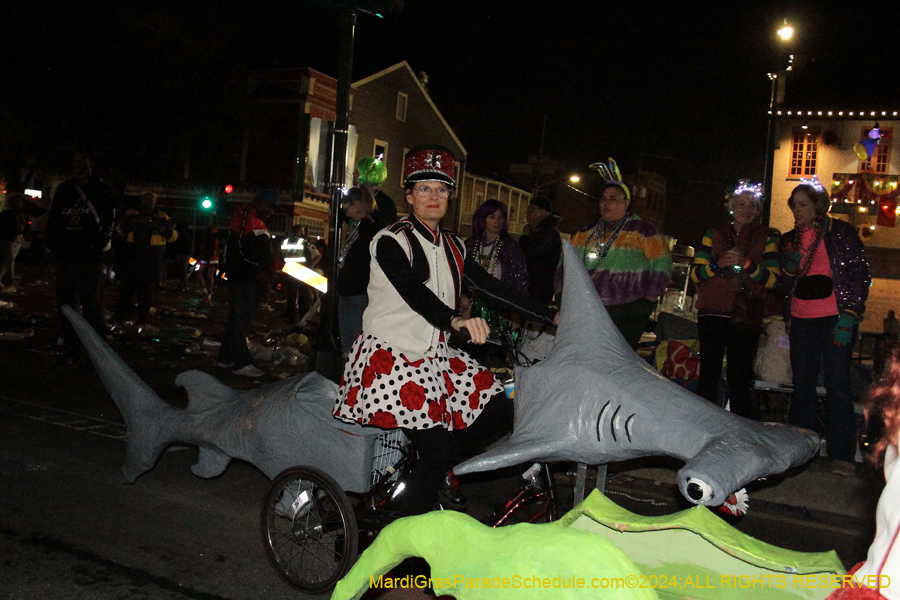 2024-Krewe-of-Muses-11076